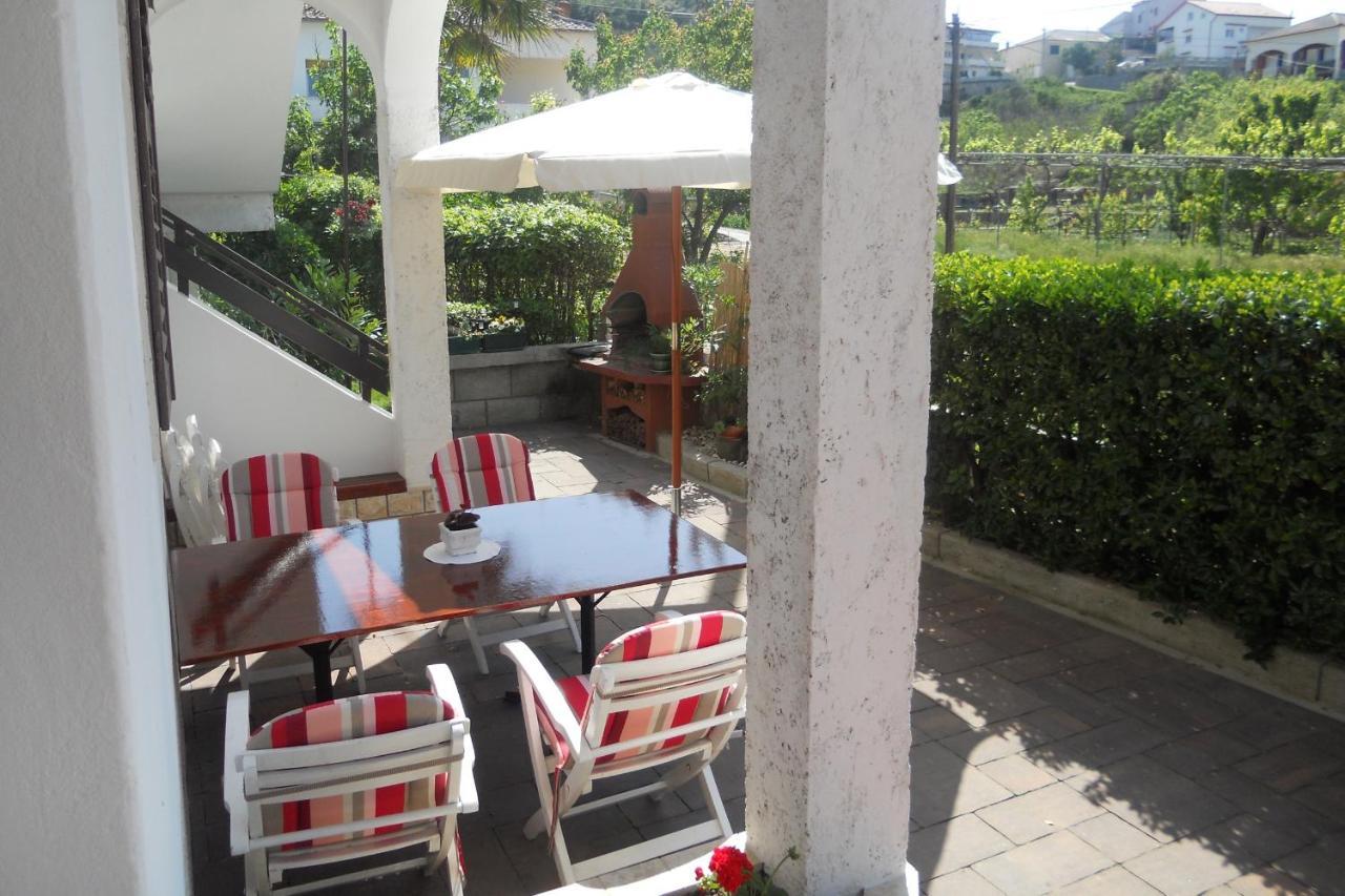 Apartment Supetarska Draga - Donja 5030A Eksteriør billede