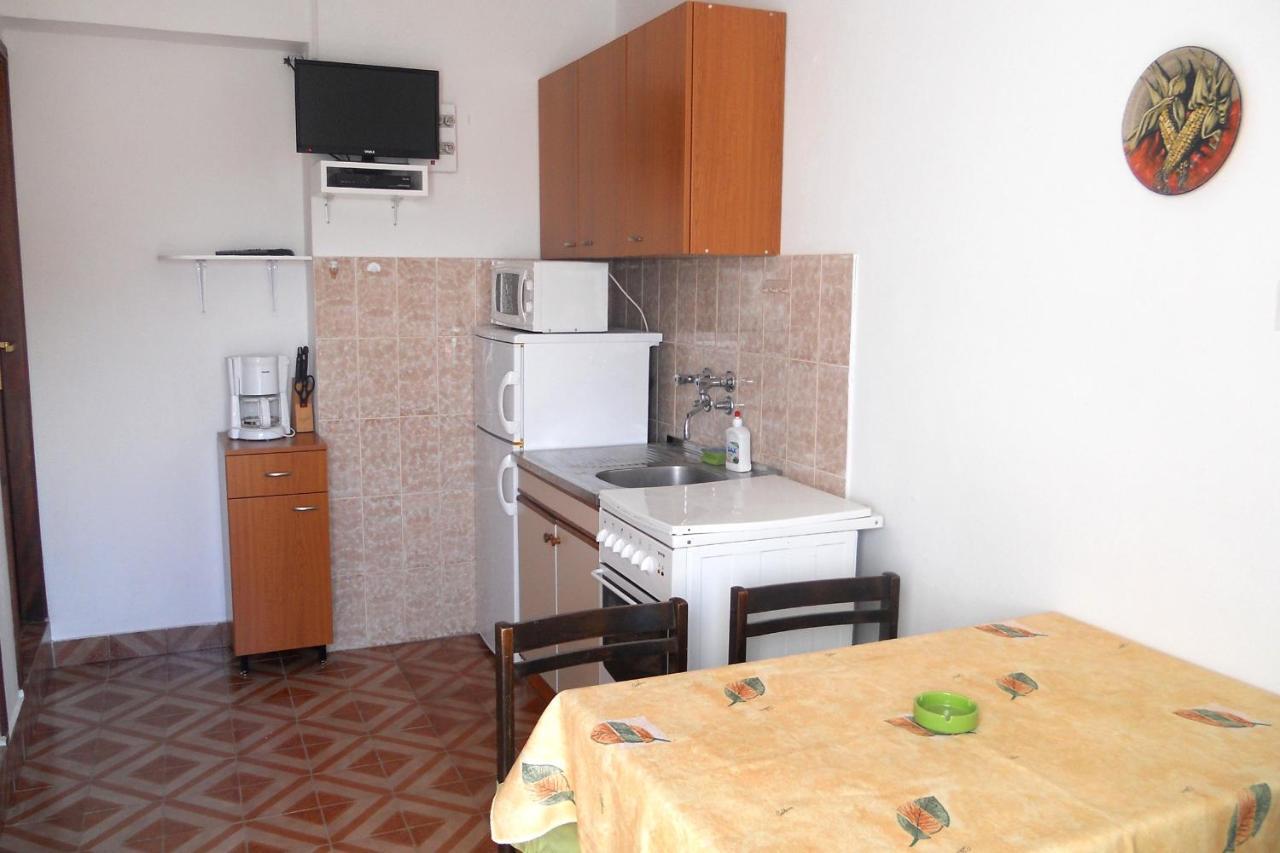 Apartment Supetarska Draga - Donja 5030A Eksteriør billede